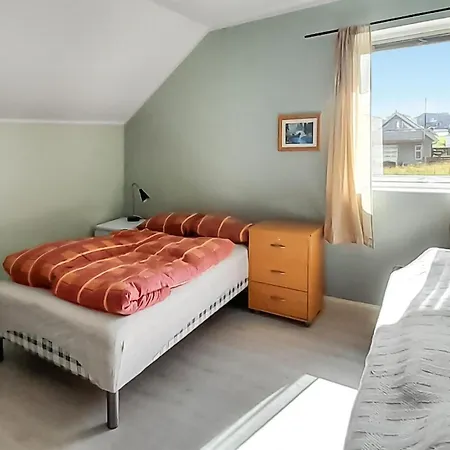 3 Bedroom Gorgeous In Borhaug