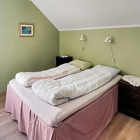 Апартаменты 3 Bedroom Gorgeous In *