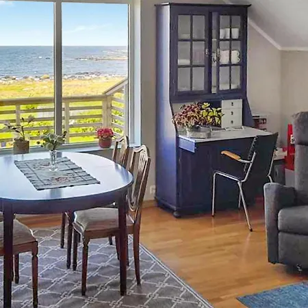 3 Bedroom Gorgeous In Апартаменты